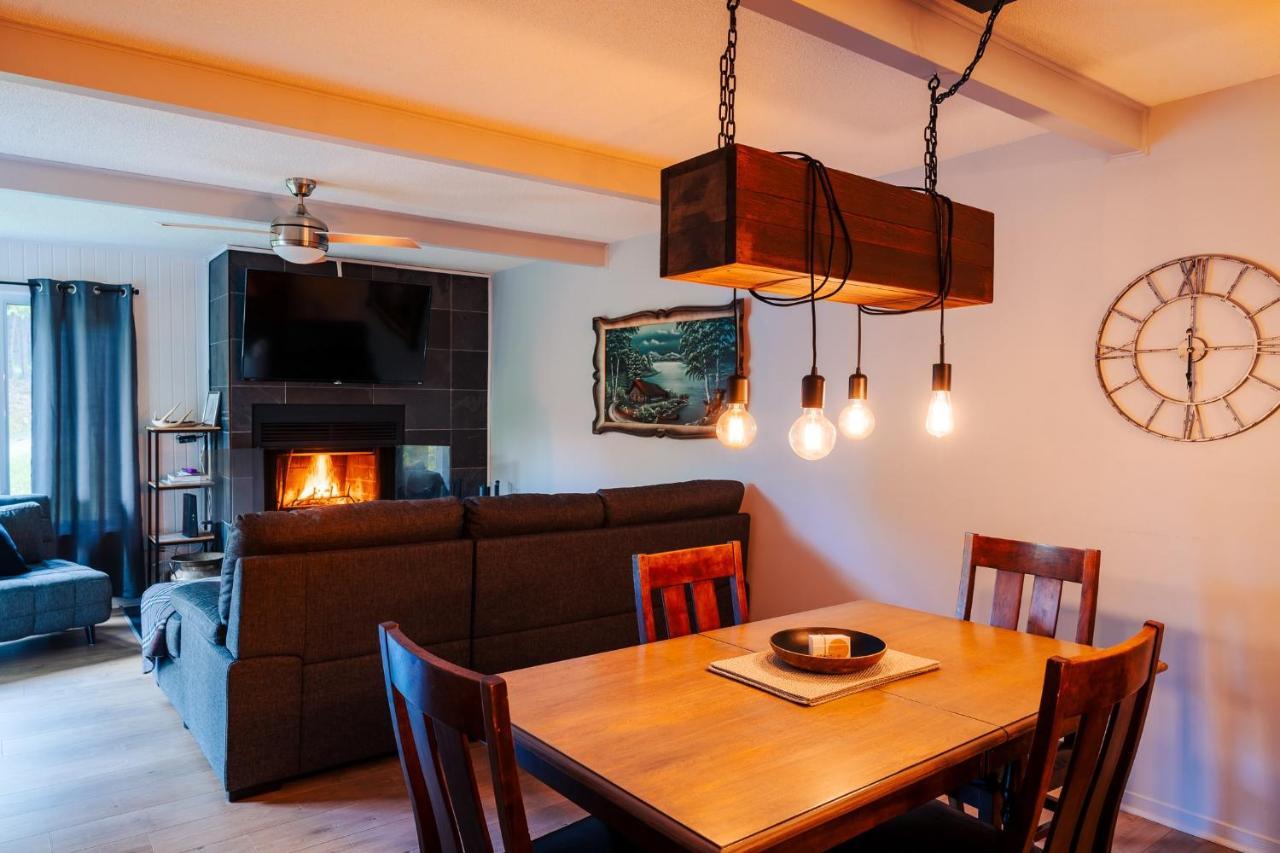 Magnifique Condo Pres Du Lac Tremblant Mont-Tremblant Ngoại thất bức ảnh